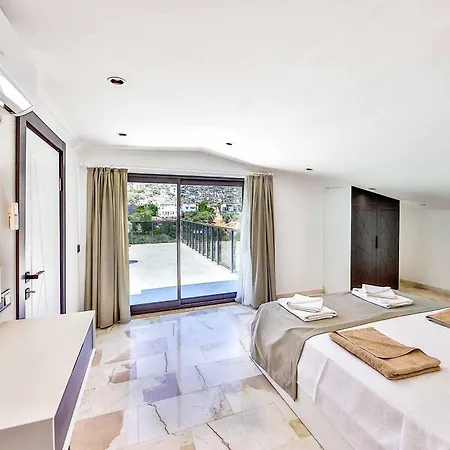 Tanyeli 4 * Kalkan