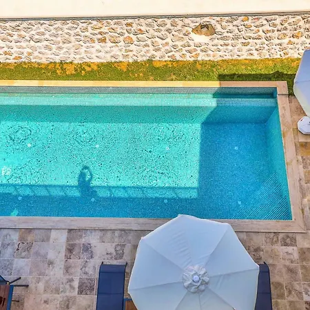 Tanyeli 4 Villa